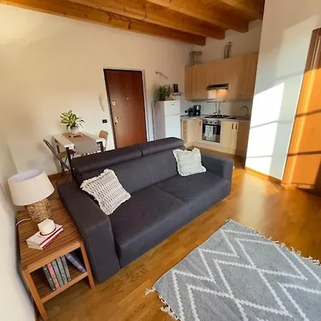 Apartment Valentine's House